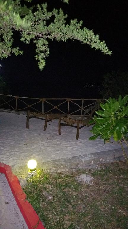 แซนซิบาร์ ร็อค รีสอร์ท Hotel Zanzibar ภายนอก รูปภาพ